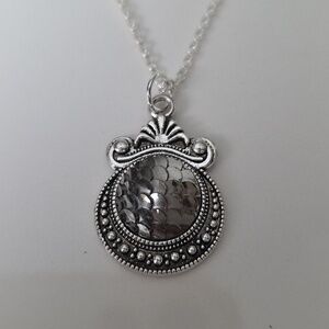 Mermaid Irridescent 925S Plate 20 Inch Chain Necklace
